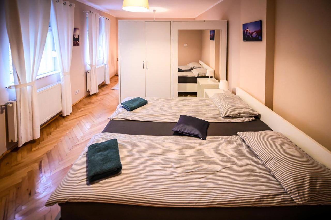Jules' sunny, spacious&central apartment Sibiu Exterior foto